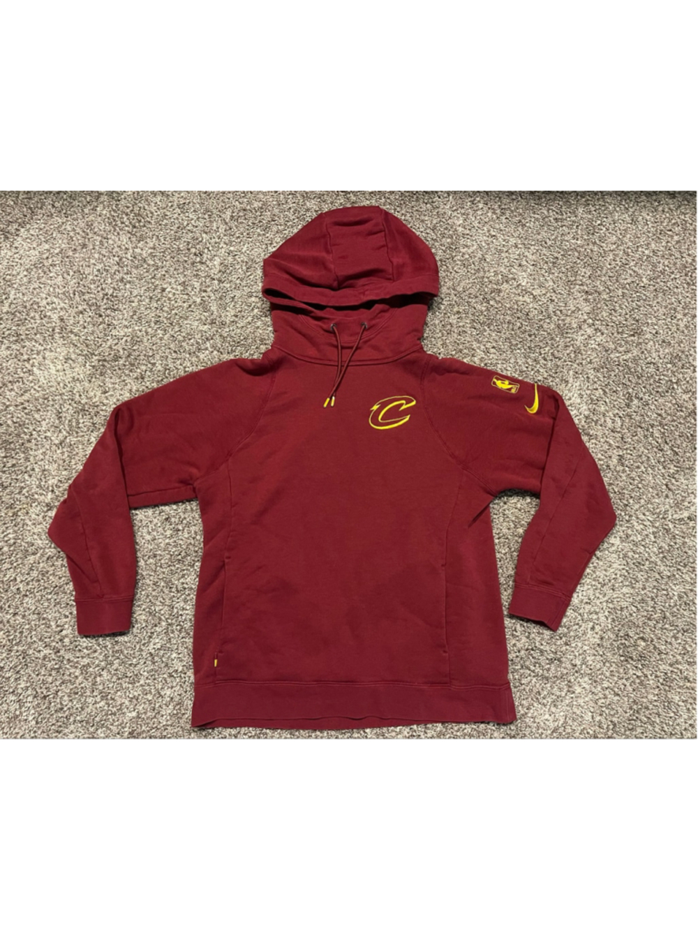 Cleveland Cavaliers Nike Women’s Hoodie Sweatshirt, Size Small